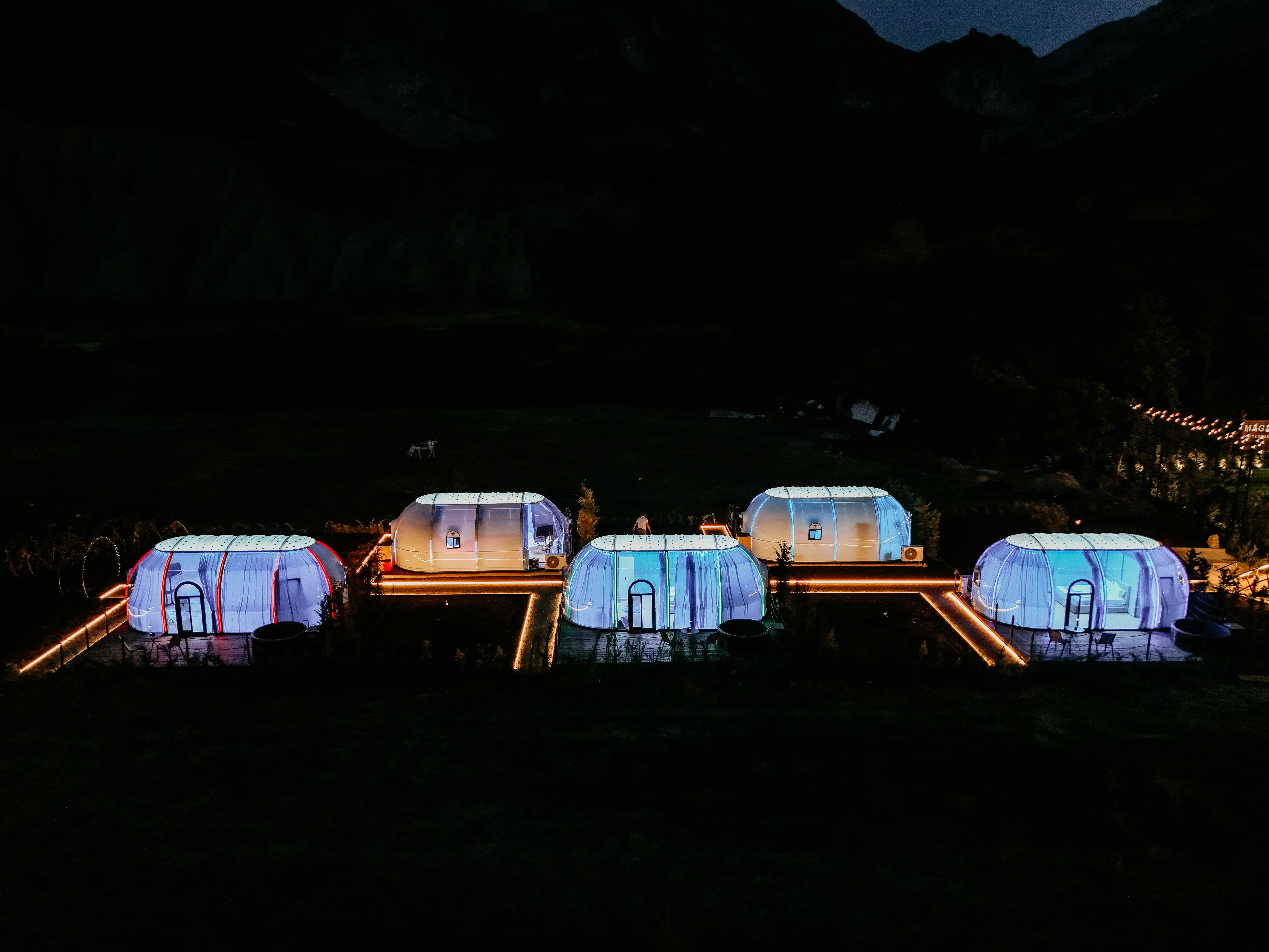 Magas Bubble Houses Night Sky